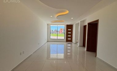 CASA EN VENTA EN MONTE OLIMPO