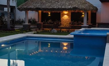 Casa en Venta en privada de 16 casa con alberca a 15 minutos de Cuernavaca Morelos