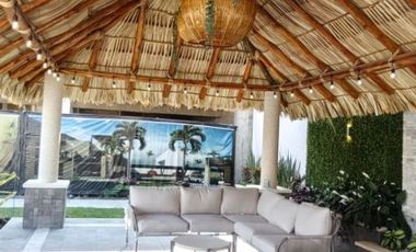 Casa en Venta en privada de 16 casa con alberca a 15 minutos de Cuernavaca Morelos