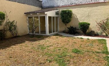 HERMOSA CASA DENTRO DE LA CIUDAD