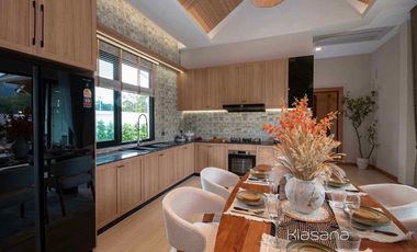 Stunning Views, New, Modern Three and Four Bedroom Villas