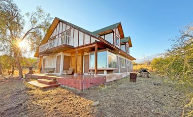 San Esteban- Arriendo Casa Residencial en Campos de Ahumada