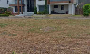 LOTE EN VENTA CONJUNTO CERRADO SECTOR EL RESUMEN