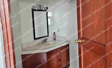 CASA SOLA EN CONDOMINIO VIGILANCIA 24/7 ZONA NORTE