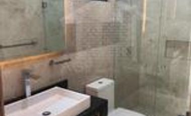 CASA CON CUARTA RECAMARA Y BAÑO COMPLETO  EN PLANTA BAJA EN LOMAS DE CAMPANARIO NORTE