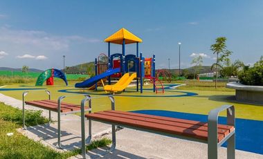 Casa en Venta con alberca canchas de tenis al sur de Cuernavaca en Xochitepec Morelos