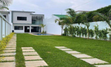 CASA EN LAS BRISAS, TEMIXCO MORELOS.