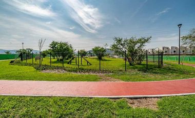 Casa en Venta con alberca juegos infantiles a 15 minutos de Cuernavaca en Xochitepec Morelos