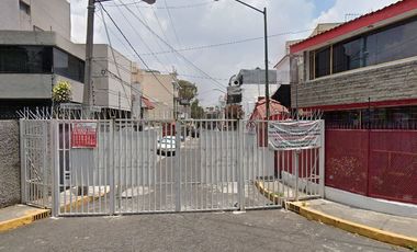 ¡¡Atención Inversionistas!! Venta de Hermosa Casa , Col. Paseos de Churubusco, CDMX.