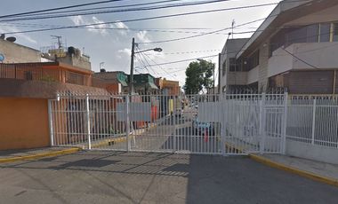 ¡¡Atención Inversionistas!! Venta de Hermosa Casa , Col. Paseos de Churubusco, CDMX.