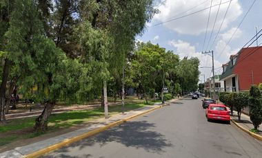 ¡¡Atención Inversionistas!! Venta de Hermosa Casa , Col. Paseos de Churubusco, CDMX.