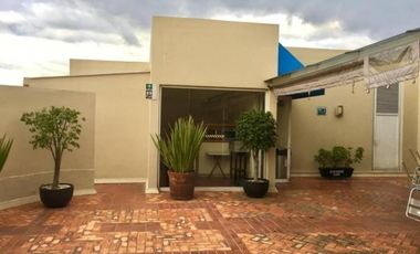 En renta oficina cómoda oficina en Corporativo Puente Ancona, Cuajimalpa