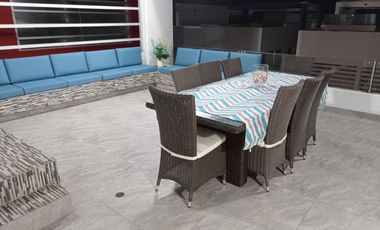 Vendo casa en playa Cala del Mar. Km. 88 P. Sur- Capacidad para 14 personas. A 10 minutos del Boulevar de Asia.