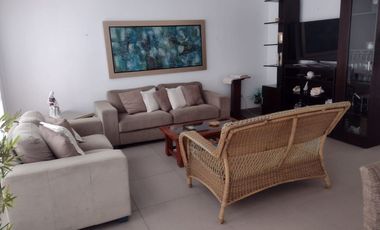 Vendo casa en playa Cala del Mar. Km. 88 P. Sur- Capacidad para 14 personas. A 10 minutos del Boulevar de Asia.