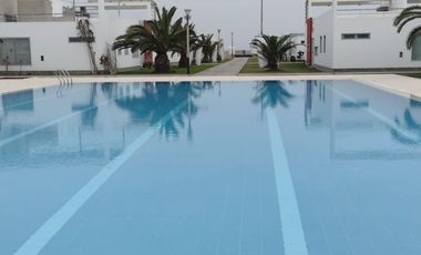 Vendo casa en playa Cala del Mar. Km. 88 P. Sur- Capacidad para 14 personas. A 10 minutos del Boulevar de Asia.