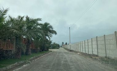 Vendo casa en playa Cala del Mar. Km. 88 P. Sur- Capacidad para 14 personas. A 10 minutos del Boulevar de Asia.
