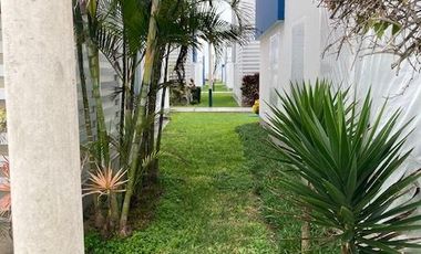 Vendo casa en playa Cala del Mar. Km. 88 P. Sur- Capacidad para 14 personas. A 10 minutos del Boulevar de Asia.