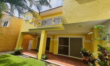 EXCELENTE CASA EN CONDOMINIO CON DOBLE SEGURIDAD 24/7 EN BURGOS TEMIXCO $18,850.00