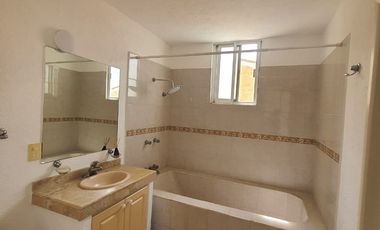 EXCELENTE CASA EN CONDOMINIO CON DOBLE SEGURIDAD 24/7 EN BURGOS TEMIXCO $18,850.00