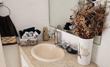 EXCELENTE CASA EN CONDOMINIO CON DOBLE SEGURIDAD 24/7 EN BURGOS TEMIXCO $18,850.00