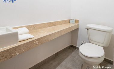 Casa de 2 pisos y 2 recámaras en venta en la zona oriente de Mérida - Entrega octubre 2024