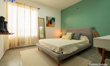 Casa de 2 pisos y 2 recámaras en venta en la zona oriente de Mérida - Entrega octubre 2024