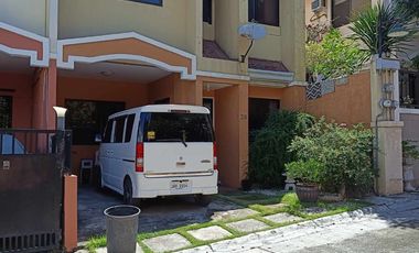 Resale Three Bedrooms Duplex House in Consolacion