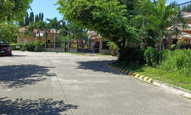 Resale Three Bedrooms Duplex House in Consolacion