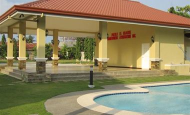 Resale Three Bedrooms Duplex House in Consolacion