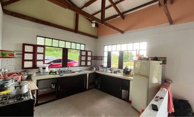 Vendo Finca con piscina en Combia