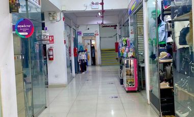 VENTA DE LOCAL COMERCIAL EN SANTIAGO DE SURCO GALERIA SHOPPING PLAZA