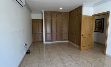 Casa en Venta en el Residencial El Cid