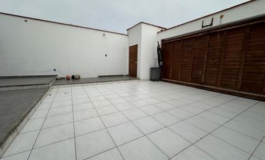 Amplia casa de 6 dormitorios, jardines y terrazas  🏡