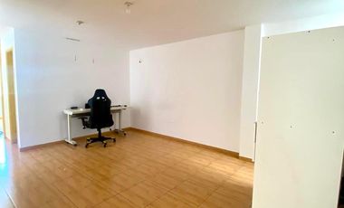 Amplia casa de 6 dormitorios, jardines y terrazas  🏡