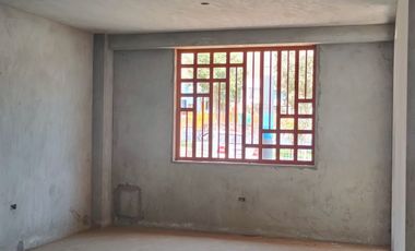 ¡VIVE FRENTE AL PARQUE EN VENTANILLA! SE VENDE AMPLIO DEPARTAMENTO EN URB PEDRO CUEVA