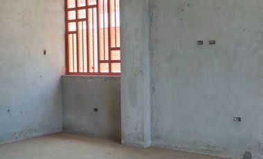 ¡VIVE FRENTE AL PARQUE EN VENTANILLA! SE VENDE AMPLIO DEPARTAMENTO EN URB PEDRO CUEVA