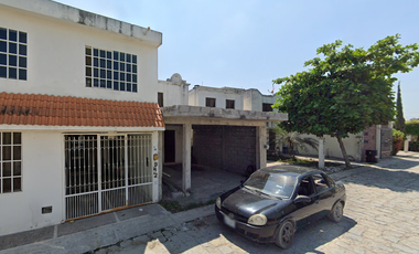 CASA EN PRIV JAIME NUNO, MORALES, VALLES, SAN LUIS POTOSI. ¡CASA EN REMATE! -FQA