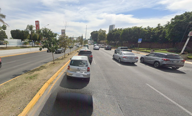 ¡¡¡EXCELENTE OPORTUNIDAD DE INVERSION EN UNA CASA EN SENDERO DE LOS SAUCES EN ZAPOPAN!!!