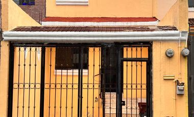 Casa en Venta a 4 cuadras Av. Rio Nilo, Loma Dorada en Tonalá