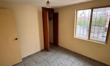 Casa en Venta a 4 cuadras Av. Rio Nilo, Loma Dorada en Tonalá