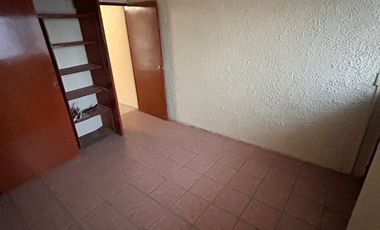 Casa en Venta a 4 cuadras Av. Rio Nilo, Loma Dorada en Tonalá