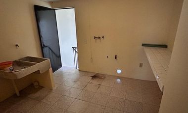 Casa en Venta a 4 cuadras Av. Rio Nilo, Loma Dorada en Tonalá