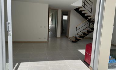 Arriendo Casa en Rionegro sector Gualanday