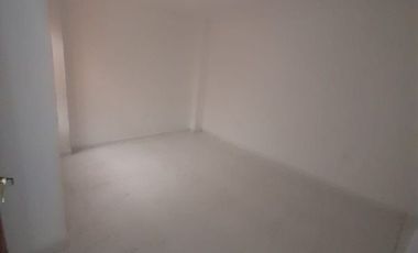 APARTAMENTO EN ALQUILER EN EL SEGUNDO PISO ALTAMIRA PALMIRA