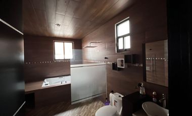 OPORTUNIDAD DE CASA EN VENTAOPORTUNIDAD DE CASA EN VENTA