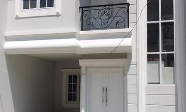 Rumah Gran.Res. Cibinong Jl Kartika Raya, Baru 2 LANTAI, Mewah Harga Murah, New di Bogor Jual Dijual
