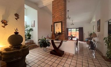 HERMOSA CASA SOLA AL NORTE DE CUERNAVACA