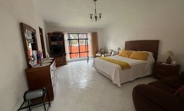 HERMOSA CASA SOLA AL NORTE DE CUERNAVACA