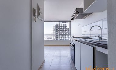 Studio Dormitorio + 1 Baño en Estación Central, Metro San Alberto Hurtado.