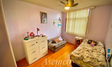 LINDA CASA EN VENTA CON AMPLIO JARDIN Y TERRAZA EN URB. LAS LOMAS DE LA MOLINA